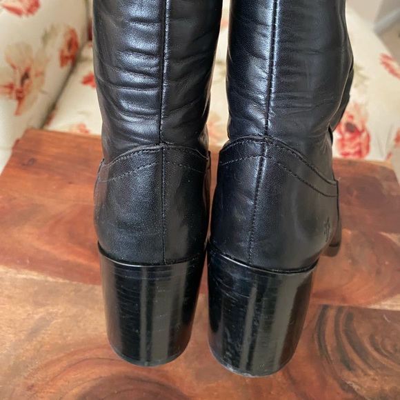 Frye Mid calf boots. Black leather. Size 8 - Picture 2 of 4